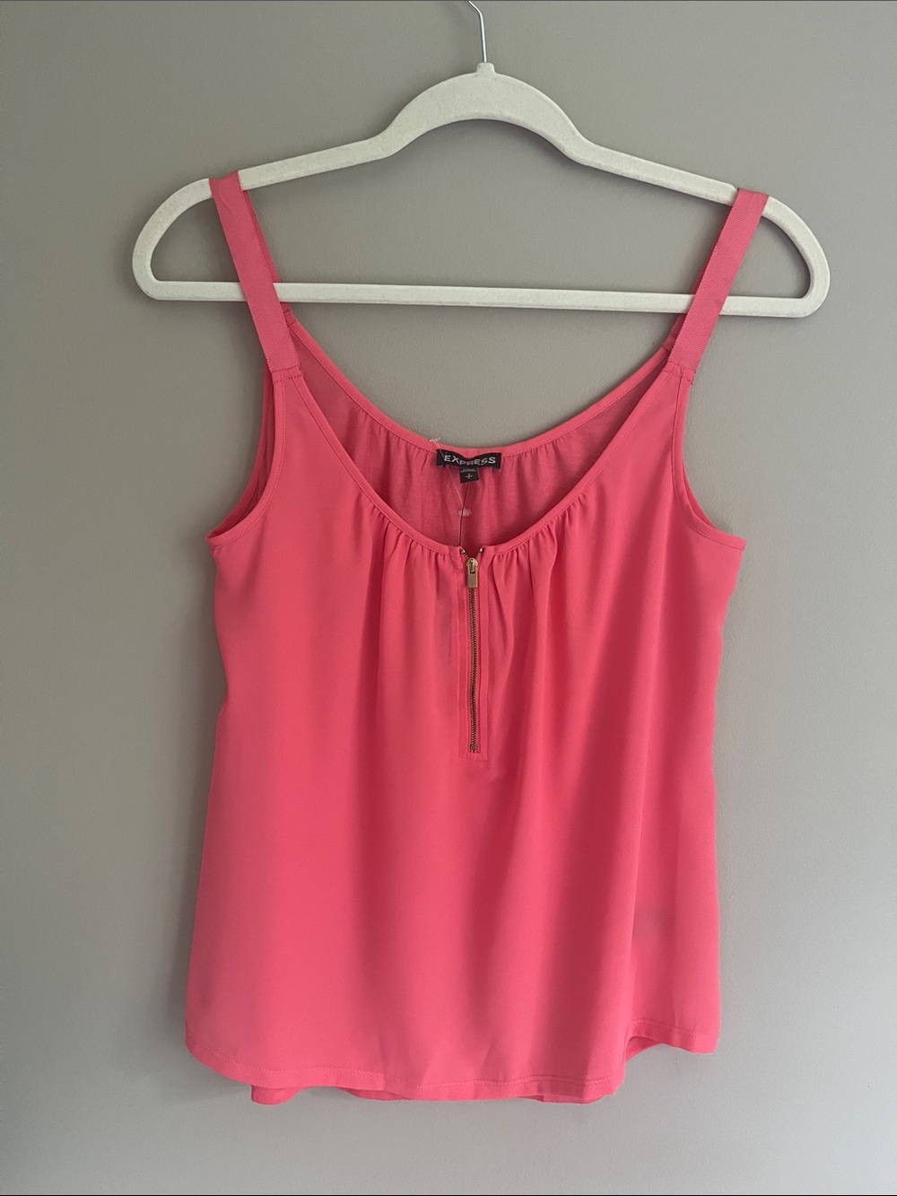 Express coral with gold tone zipper-front tank top camisole size small